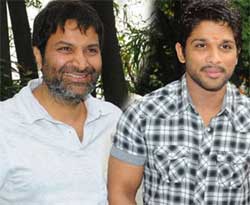 allu arjun,trivikram srinivas,son of satyamurthy,multiplex  సత్యమూర్తి కొడుకు  అక్కడ స్ట్రాంగ్‌.. ఇక్కడ వీక్‌!